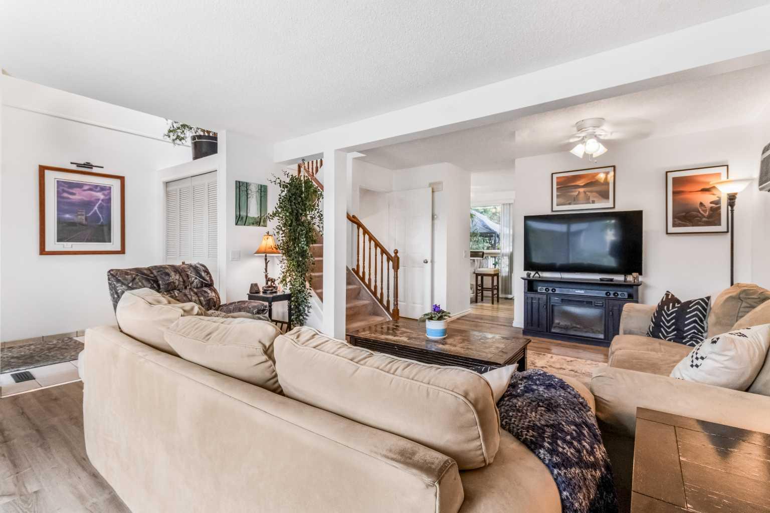 283 Abinger Crescent NE