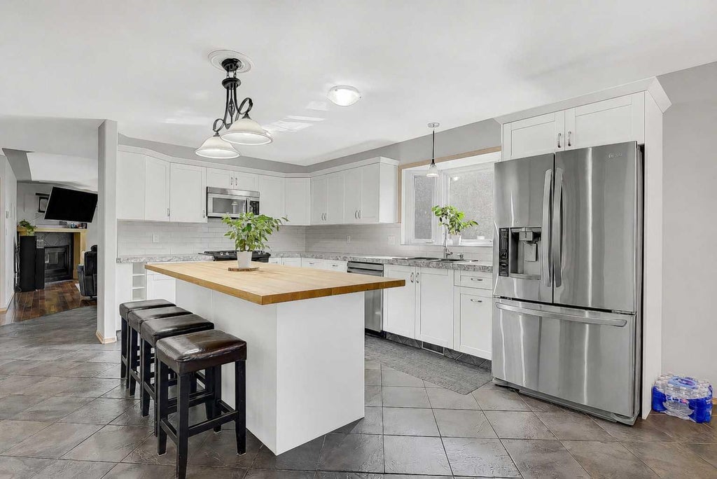 Photo of 10659 81 Avenue, Grande Prairie, AB T8W 2J8 (MLS # A2338149)
