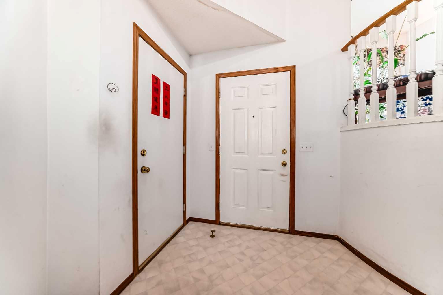 28 Harvest Oak Drive NE