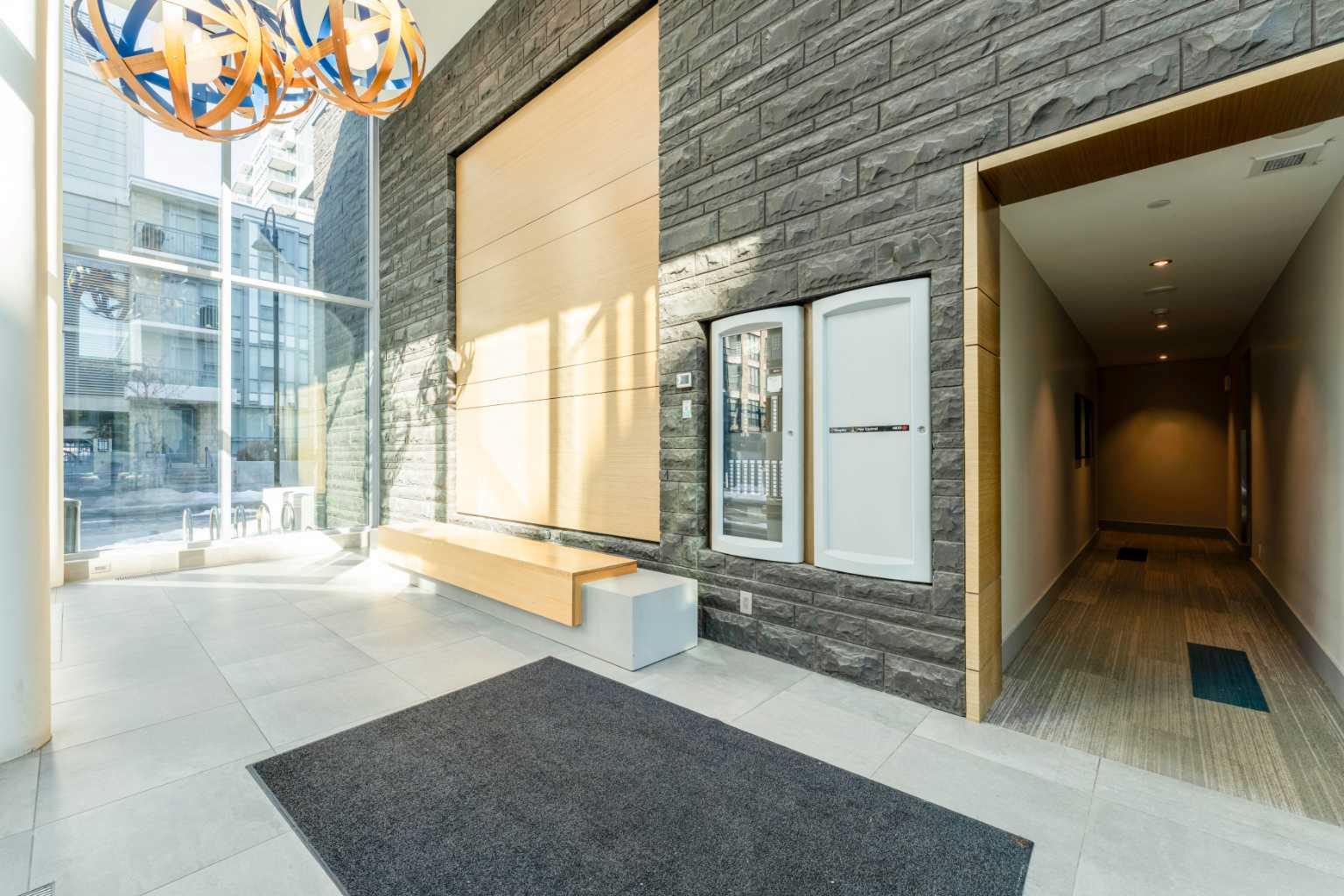 138 Waterfront Court SW 401