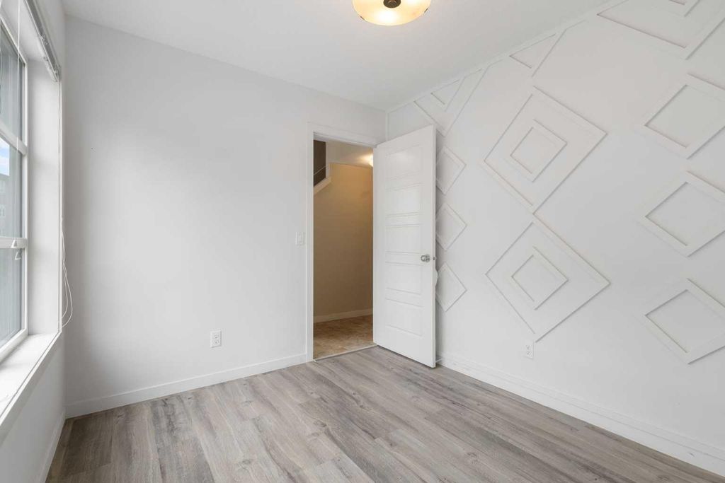 Photo of 506 Evansridge Park NW, Calgary, AB T3P 0N7 (MLS # A2313591)