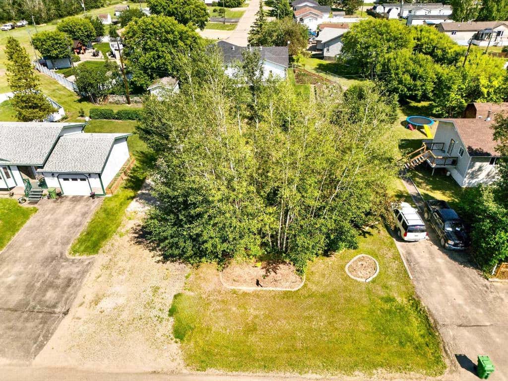 Photo of 10313 107 Street, La Crete, AB T0H 2H0 (MLS # A2323726)