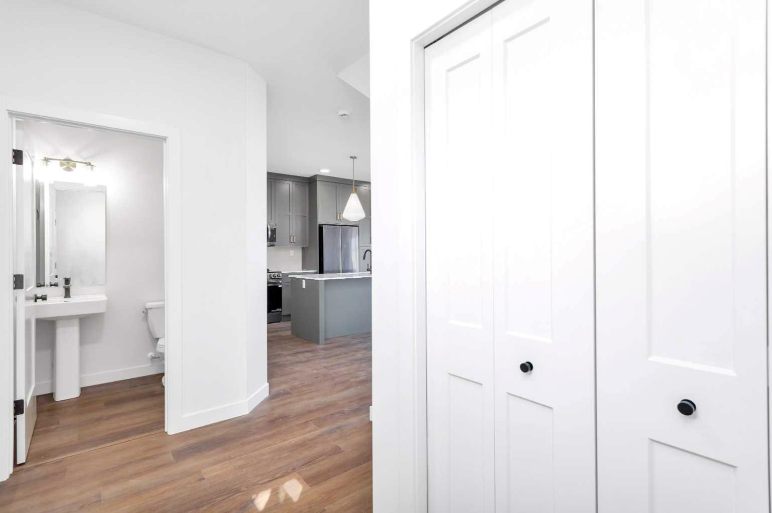 115 Hampton Crescent