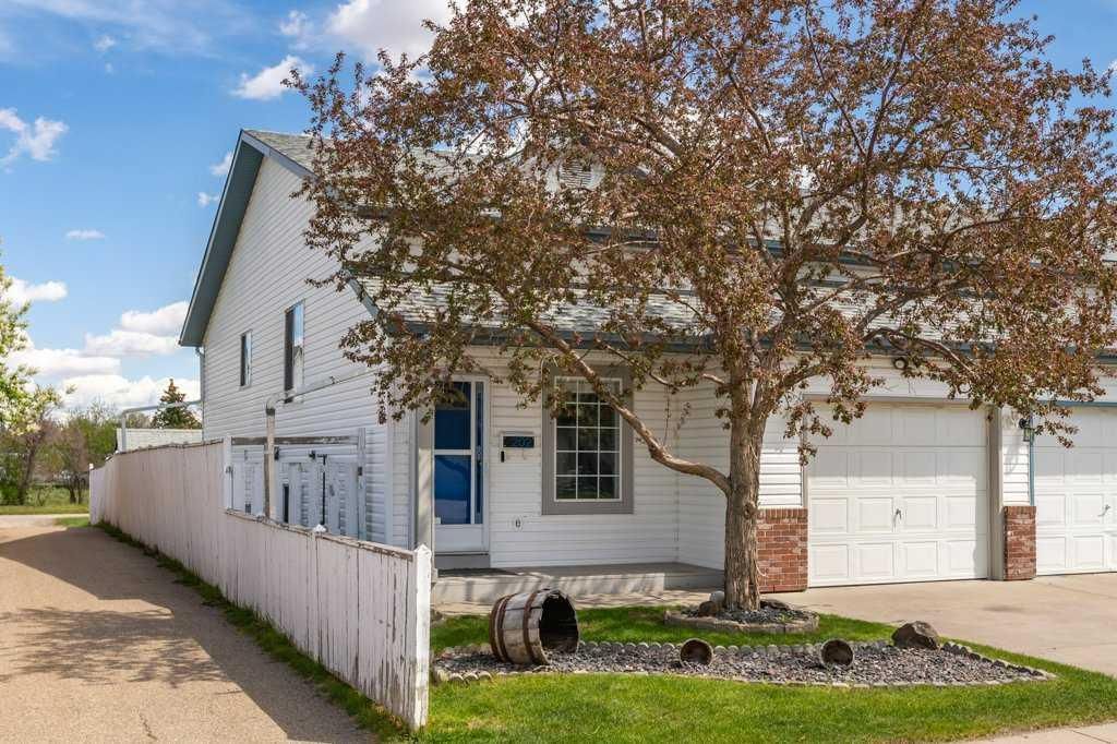 Photo of 202 Willowbrook Close NW, Airdrie, AB T4B 2J7 (MLS # A2314379)