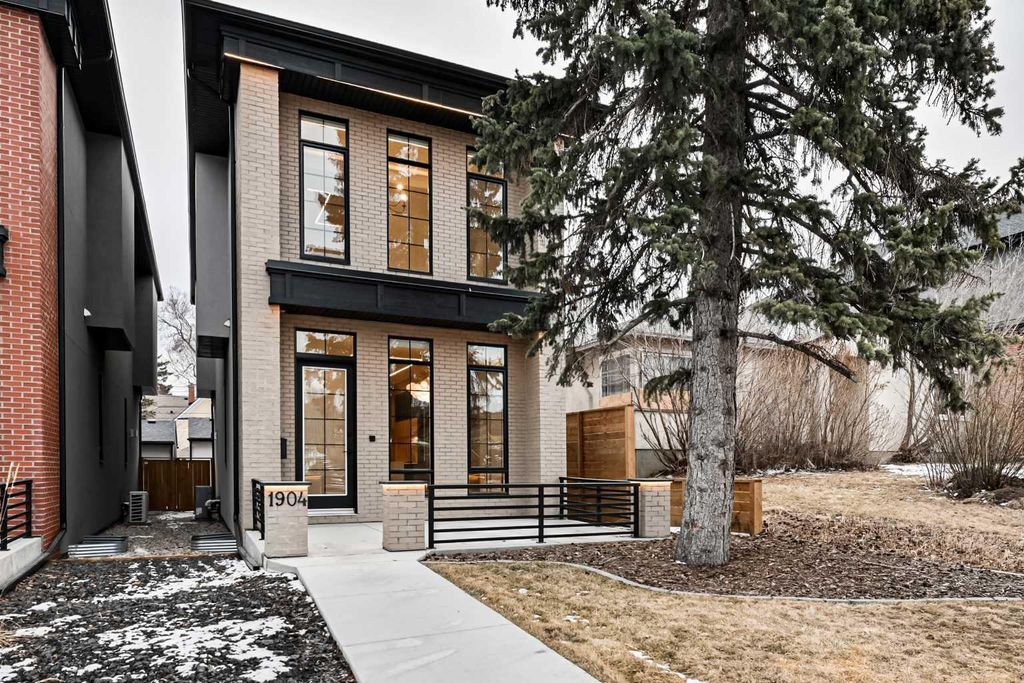 Photo of 1904 13 Street SW, Calgary, AB T2T 3P6 (MLS # A2292980)