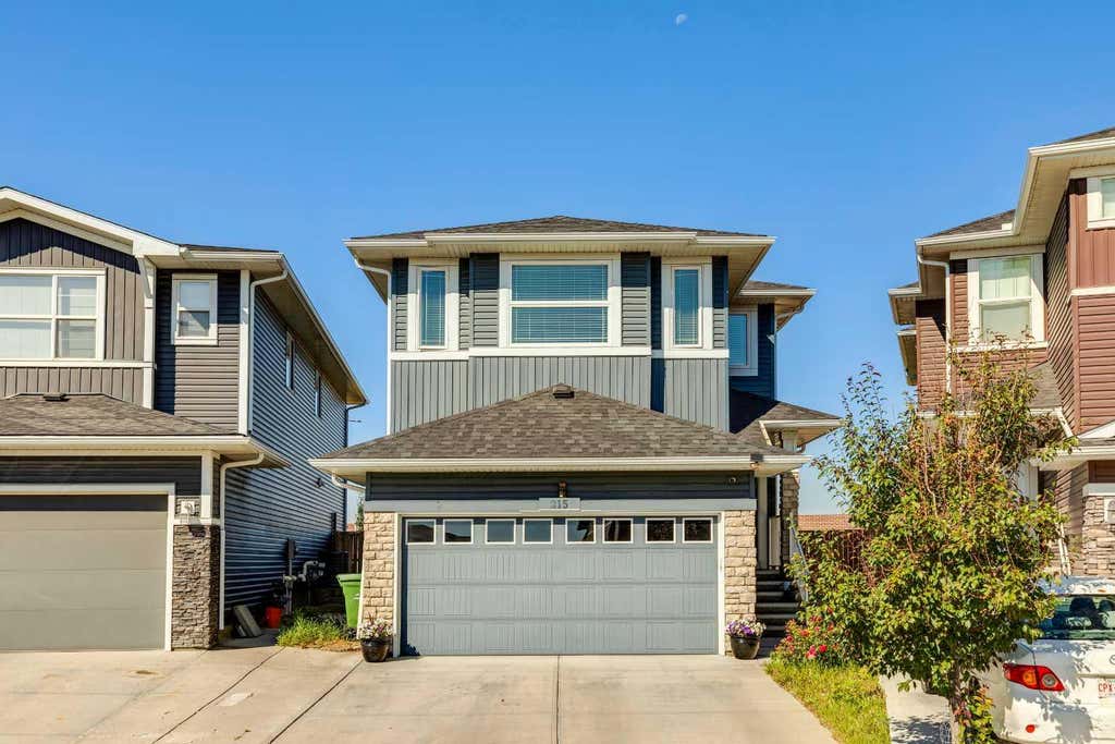 Photo of 215 Redstone Heights NE, Calgary, AB T3N 0T9 (MLS # A2338416)