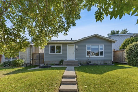 Photo of 104 Macewan Park Road NW, Calgary, AB T3K 3G9 (MLS # A2355217)