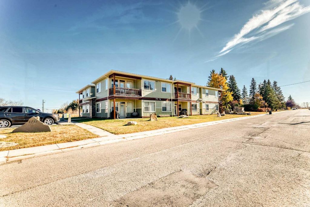 Photo of 1321 18 Avenue, Didsbury, AB T0M 0W0 (MLS # A2266896)