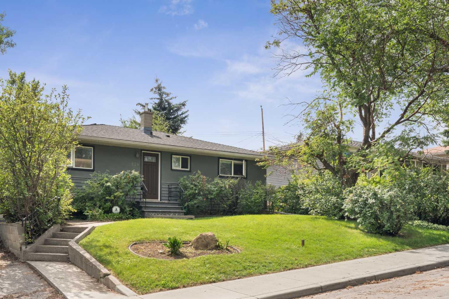 439 Hendon Drive NW