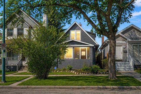 Photo of 809 15 Street NW, Calgary, AB T2N 2B3 (MLS # A2303923)