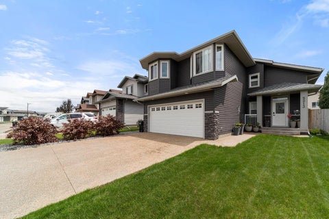 Photo of 5213 36 Avenue, Camrose, AB T4V 5H6 (MLS # A2324903)