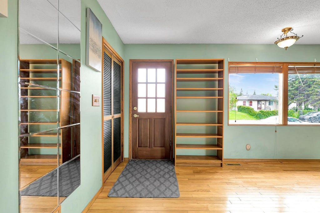Photo of 4127 Maryvale Road NE, Calgary, AB T2A 2T7 (MLS # A2347604)