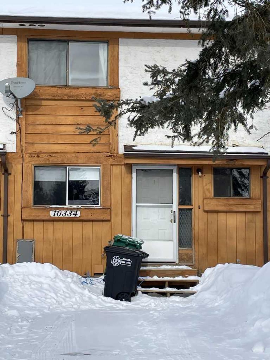 Photo of 10334 98 Avenue, High Level, AB T0H 1Z0 (MLS # A2292044)