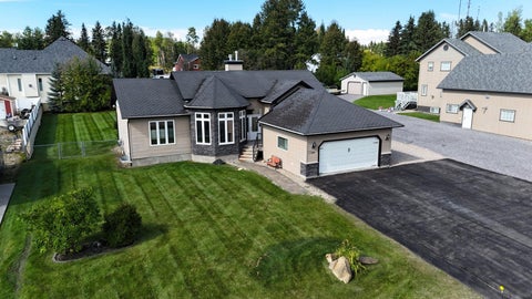 Photo of 1706 62 Street St, Edson, AB T7E 1Z7 (MLS # A2343474)