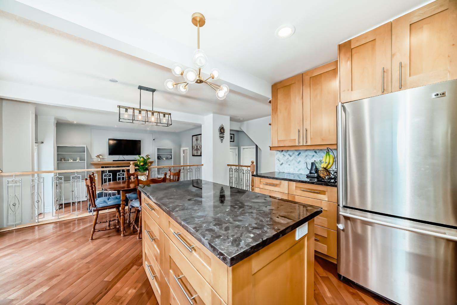 232 Valhalla Crescent NW