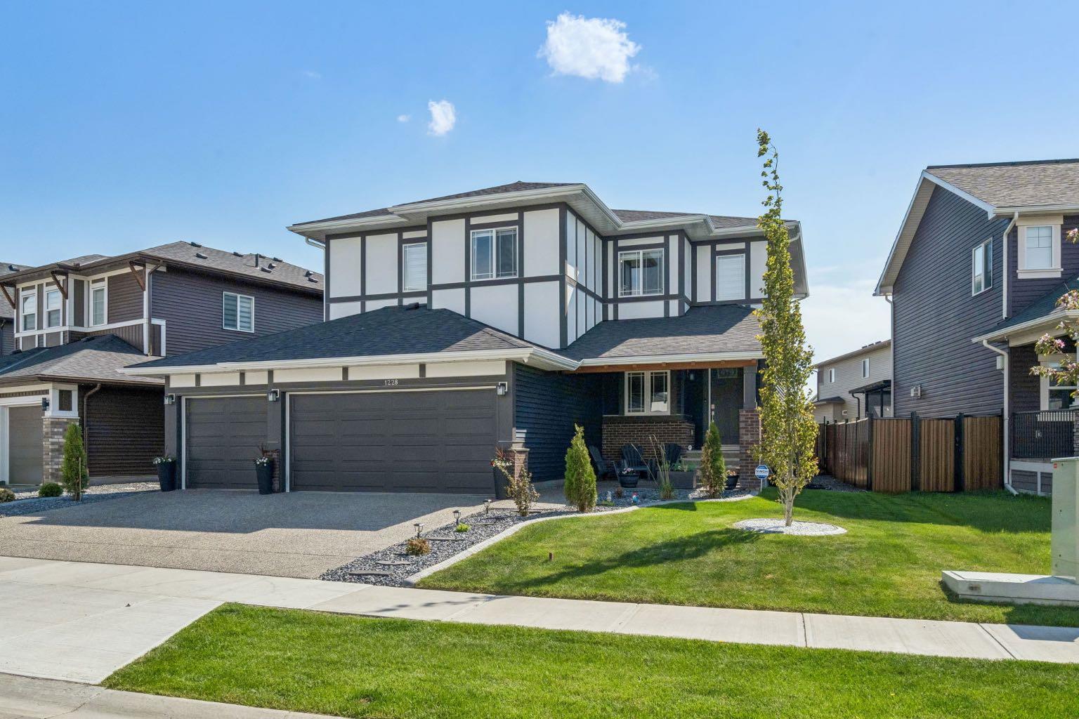 1228 Bayside Drive SW