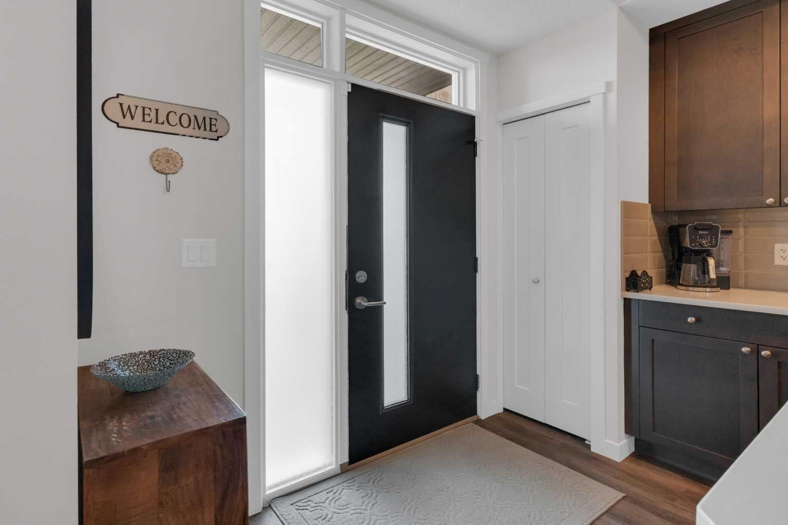 30 Shawnee Common SW 101