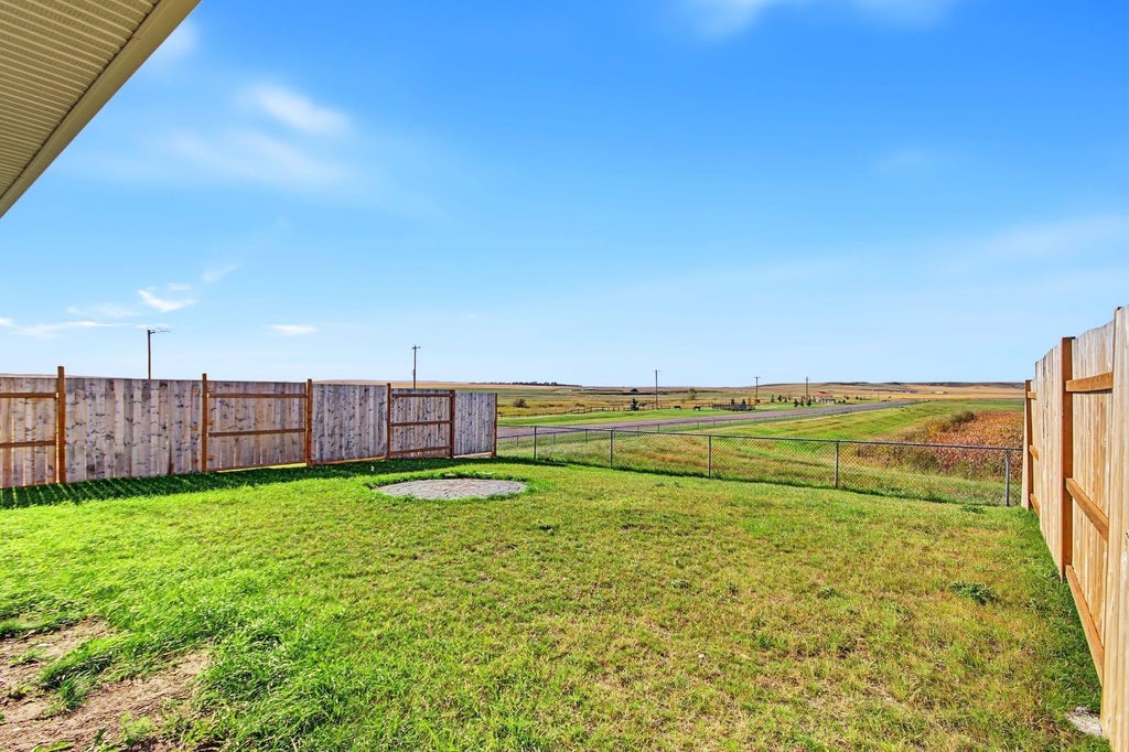Photo of 301 3 Street W, Standard, AB T0J 3G0 (MLS # A2348350)