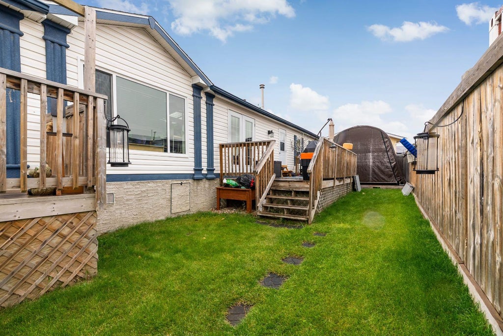 Photo of 204 Elm Street, Fort McMurray, AB T9K 0K1 (MLS # A2349501)