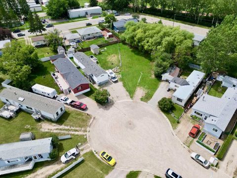 18 Fowler Bay Acme AB T0M 0A0