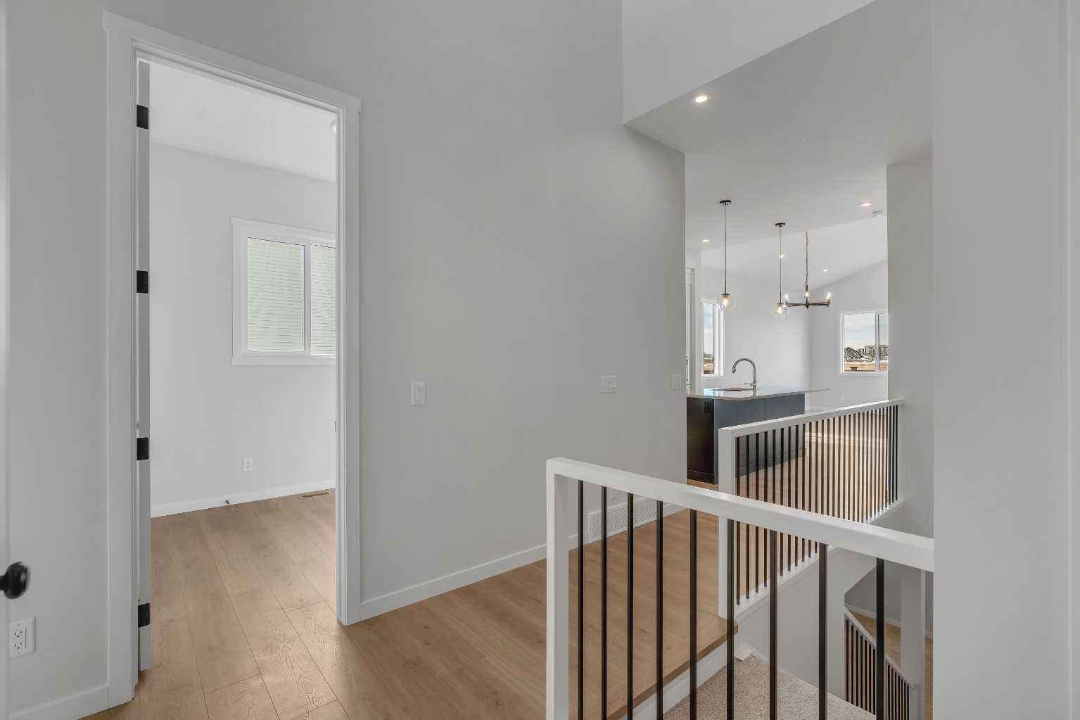 63 Bartlett Crescent SE