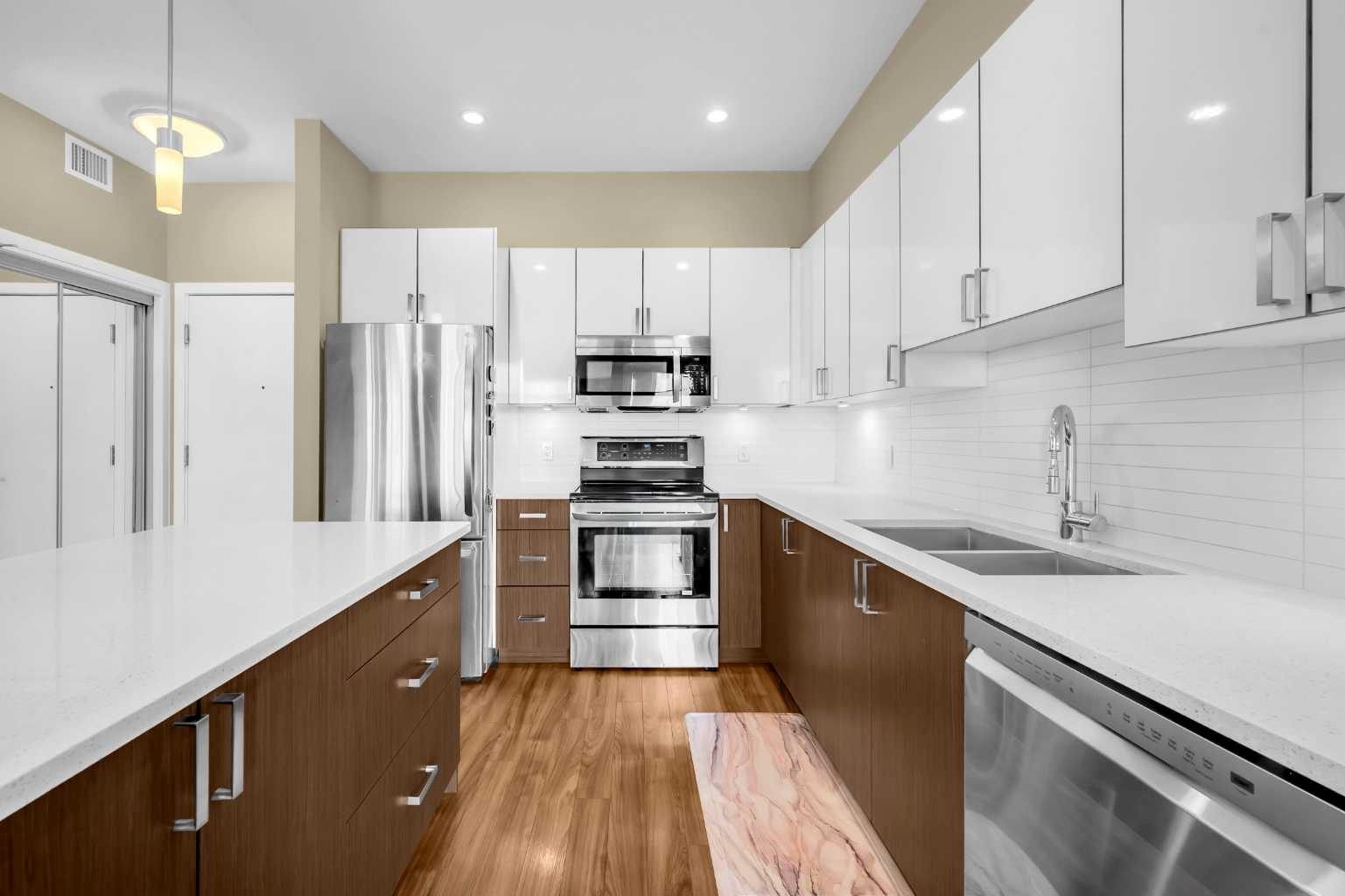 16 Auburn Bay Link 405