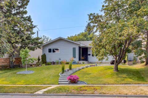 Photo of 6223 Silver Ridge Drive NW, Calgary, AB T3B 3S8 (MLS # A2335727)