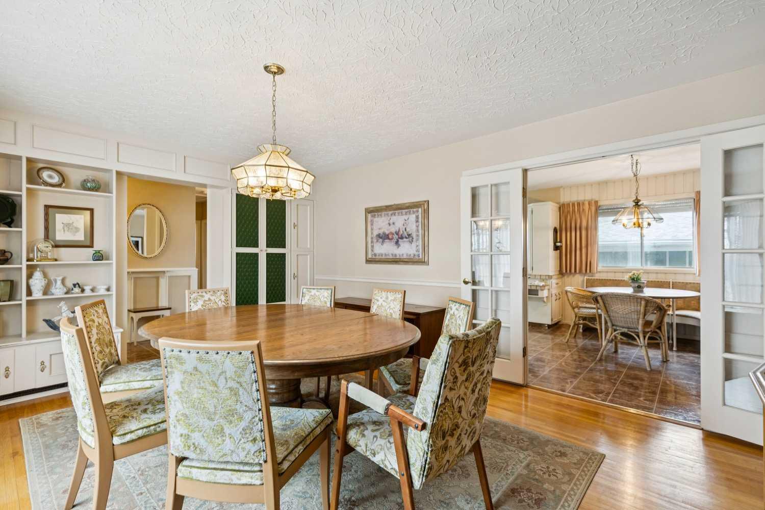 24 Westwood Crescent SW