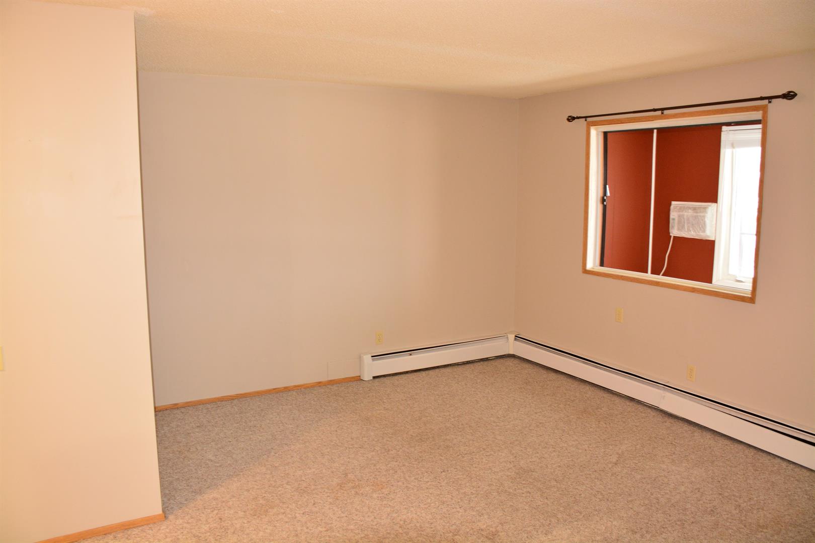 10118 100 Avenue 101-215