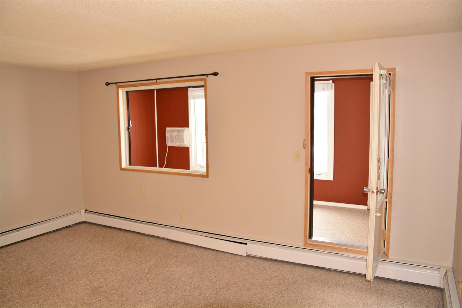 10118 100 Avenue 101-215