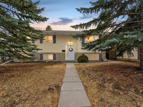 Photo of 8411 Silver Springs Road NW, Calgary, AB T3B 4A6 (MLS # A2298472)