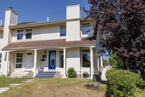 Photo of 75 Woodhill Court SW, Calgary, AB T2W 3P1 (MLS # A2337959)