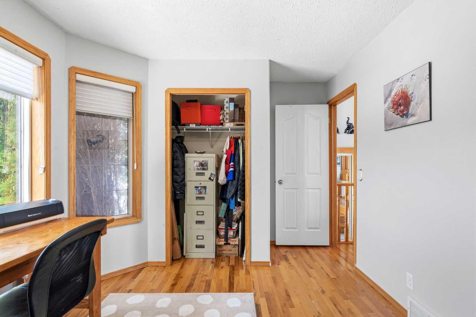 15 Cambridge Glen Drive