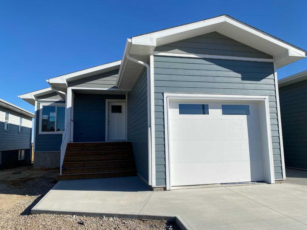 Photo of 4221 57 Street, Taber, AB T1G 0G8 (MLS # A2266615)