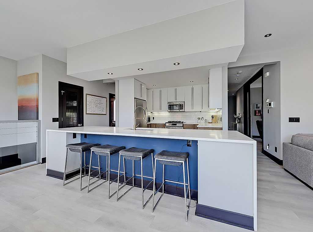 471 Rodeo Ridge
