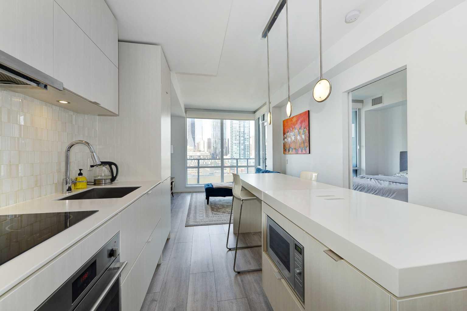 615 6 Avenue SE 1110