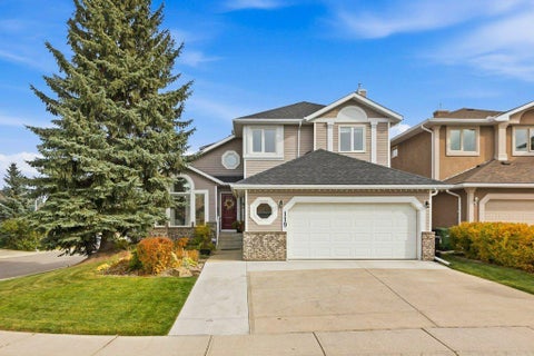 Photo of 119 Woodpark Circle SW, Calgary, AB T2W 6E9 (MLS # A2351336)
