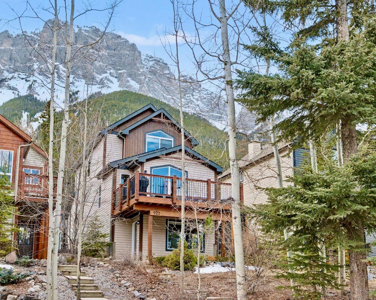 921 Lawrence Grassi Ridge