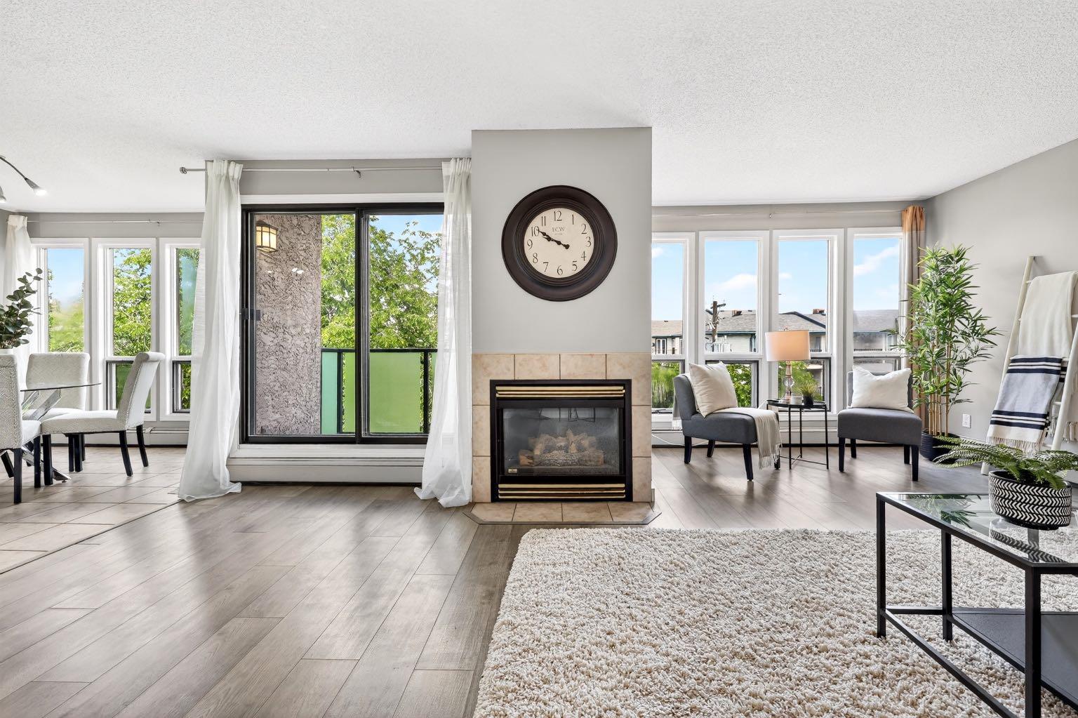 635 Marsh Road NE 12