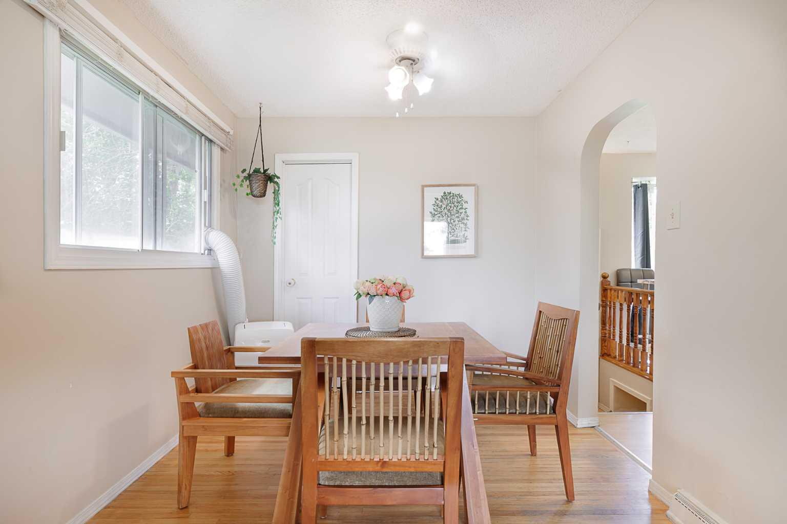 639 Thornhill Drive NW