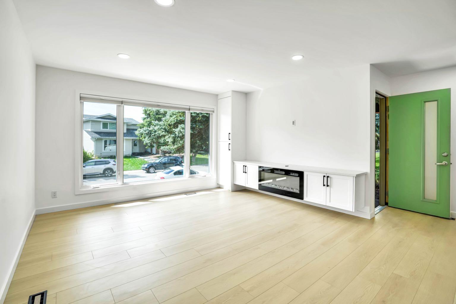 52 Midglen Road SE