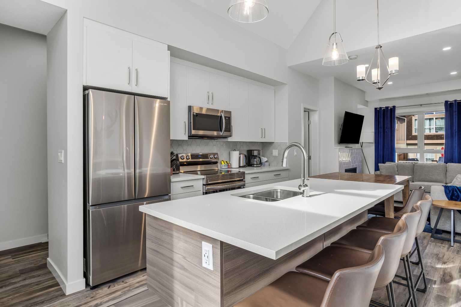 115 Kananaskis Way 113