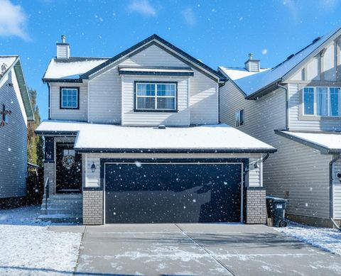 74 Evansbrooke Way NW Calgary AB T3P 1C7