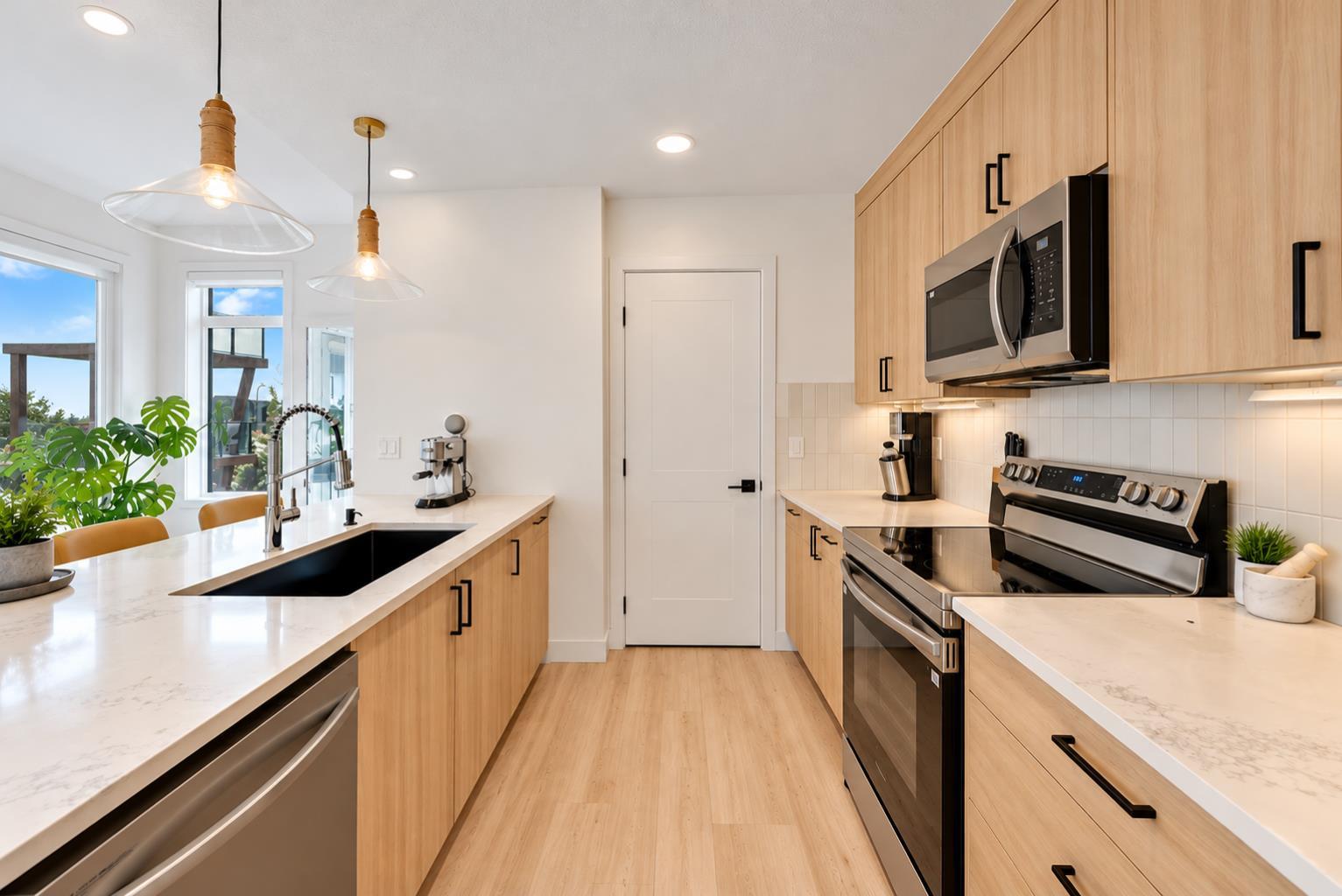 562 Seton Circle SE 407