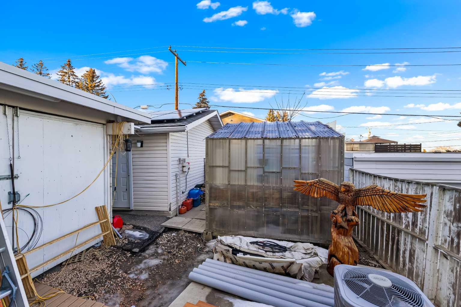 1016 Hunterdale Place NW