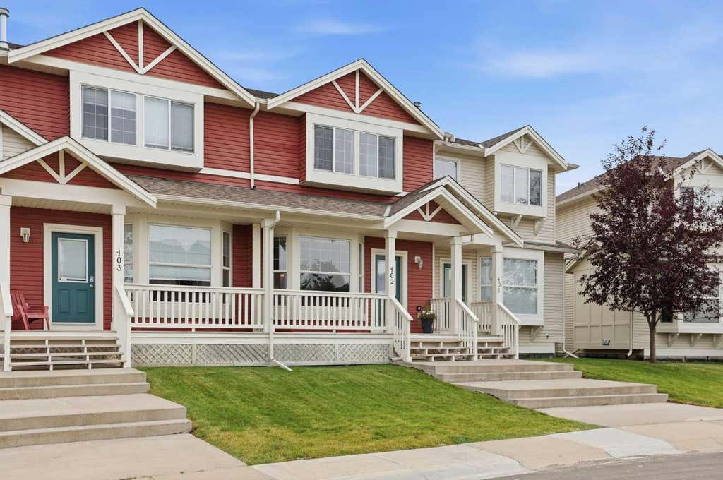 Photo of 703 LUXSTONE Square SW #402, Airdrie, AB T4B 0A3 (MLS # A2335953)