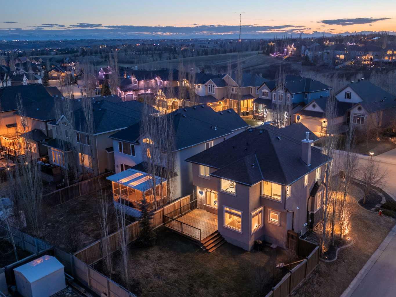 35 Tuscany Estates Crescent NW