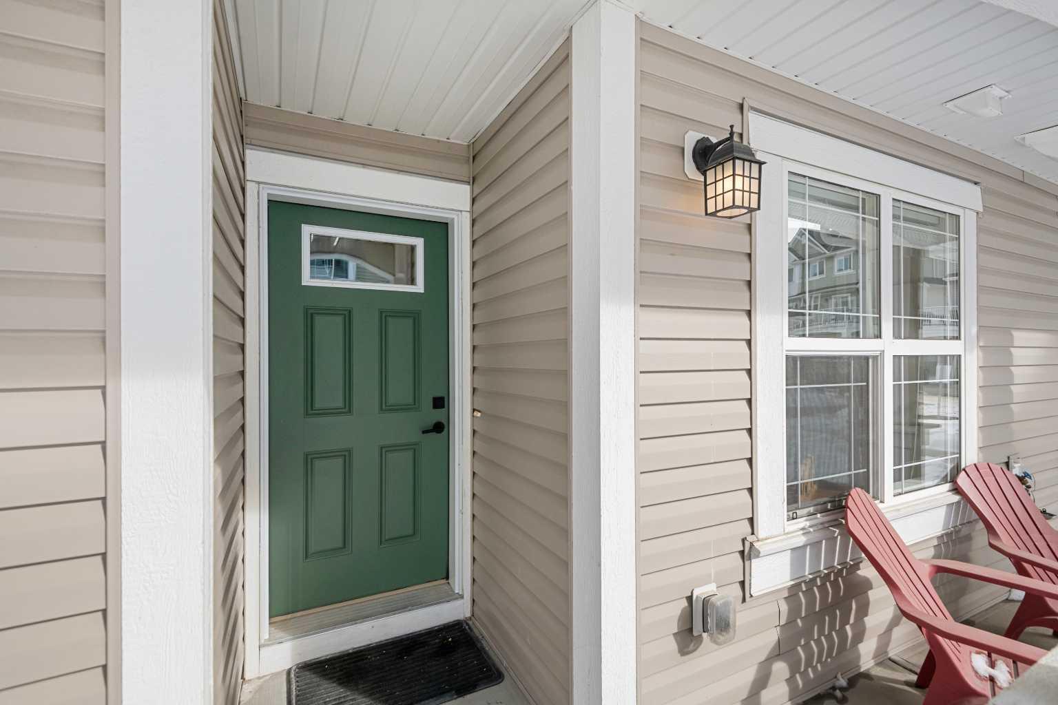 325 Copperstone Manor SE