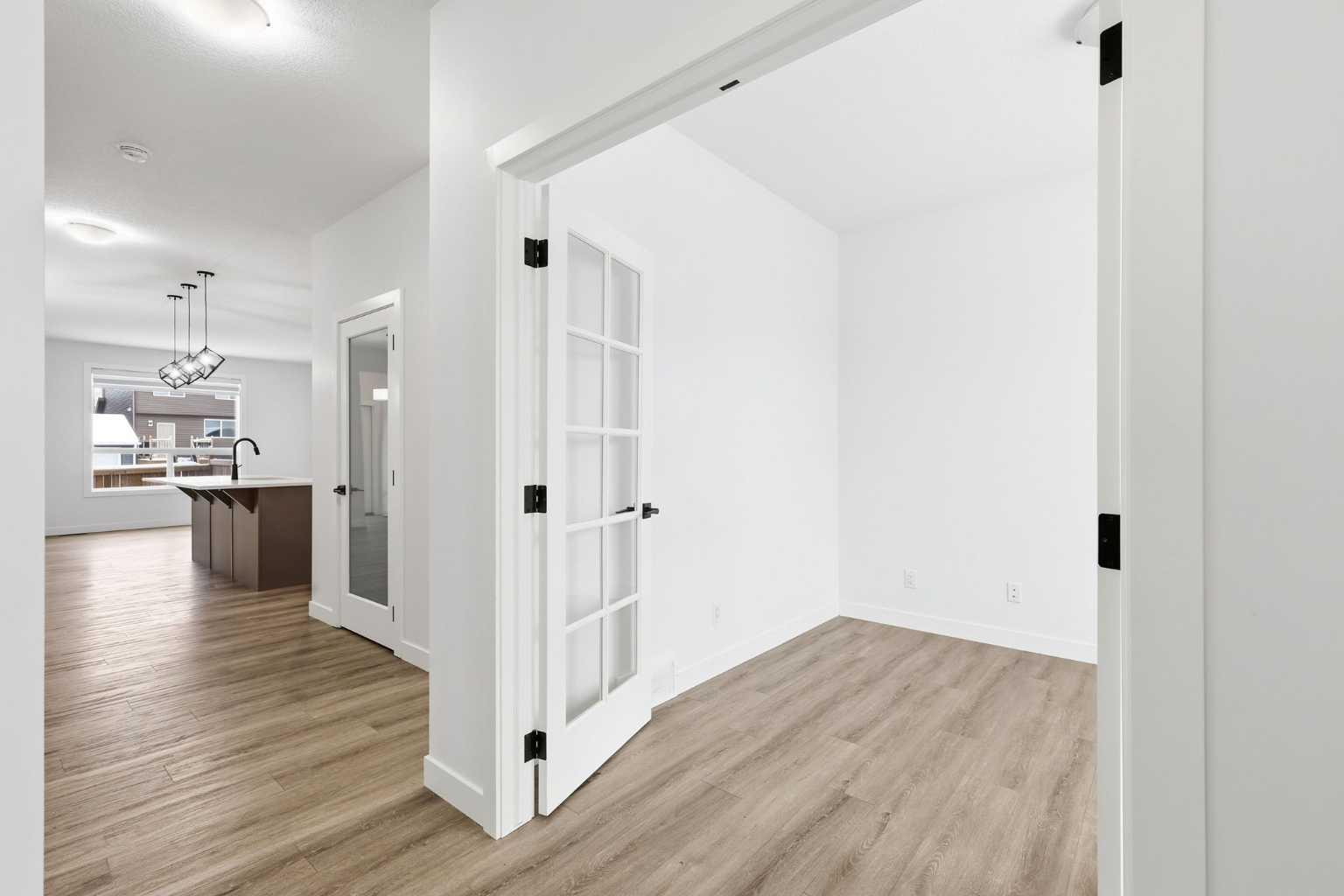 64 Ambleton Street NW