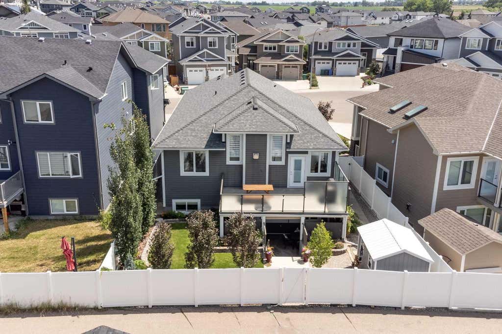 Photo of 181 Sixmile Bend S, Lethbridge, AB T1K 8E3 (MLS # A2329379)